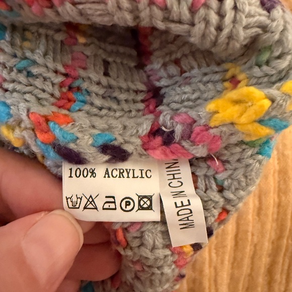 Simply Couture NWOT Oversized Multicolor Knit Button Up Cardigan with Pockets - Picture 5 of 5